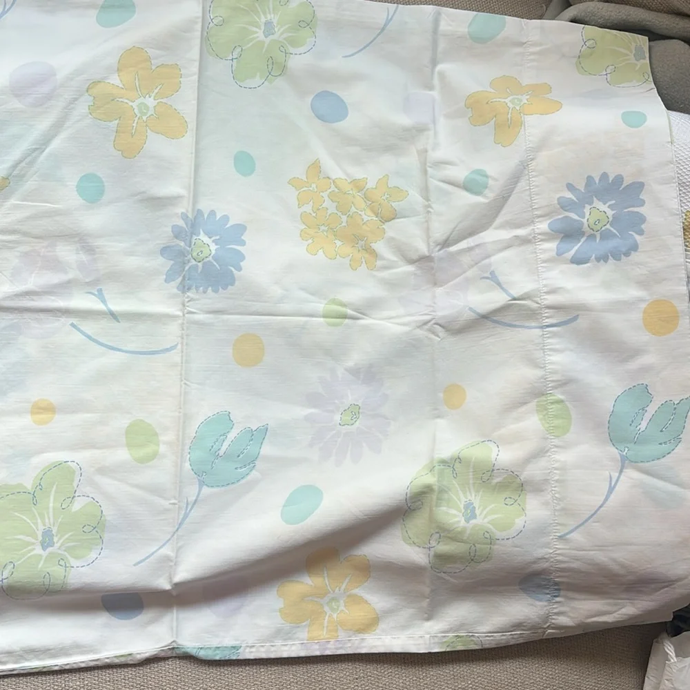 Hatch by BBB Dorm Ready Polka Dot Twin Set with Duvet Cover